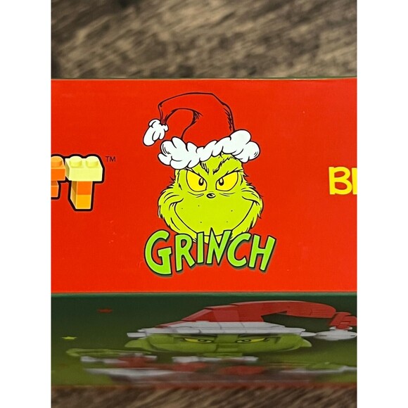 The Grinch Dr Seuss Brickcraft Brick Building Set Up the Chimney Grinch 504 PCS - Picture 3 of 6
